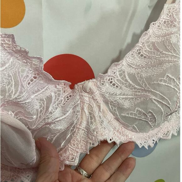 BALI Underwire Bra Pink Lace Size 38C NWOT - Picture 3 of 11